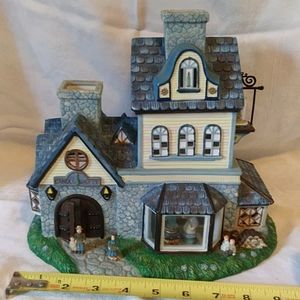 Partylite tea light house 'candle Shoppe'